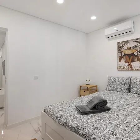 Diamond Apartment